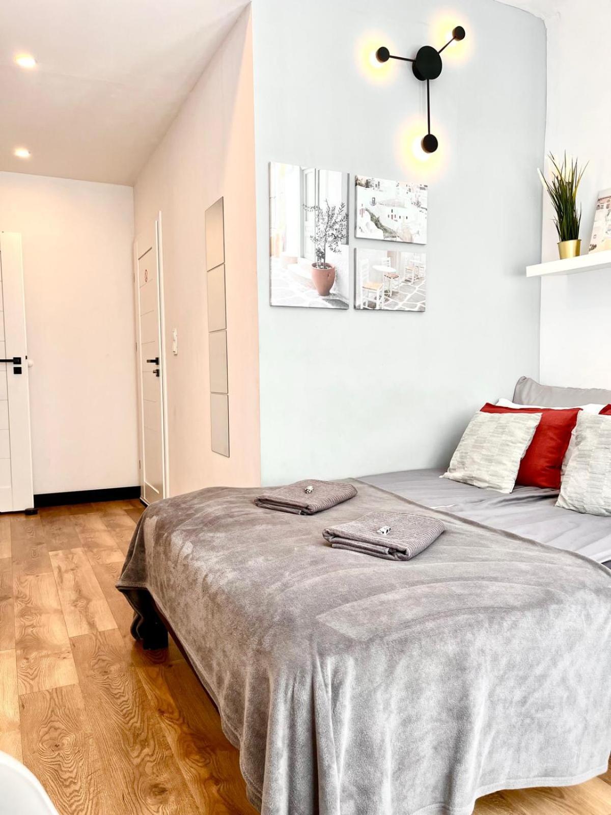 Special 1 Bed Room Condo Warszawa Center المظهر الخارجي الصورة